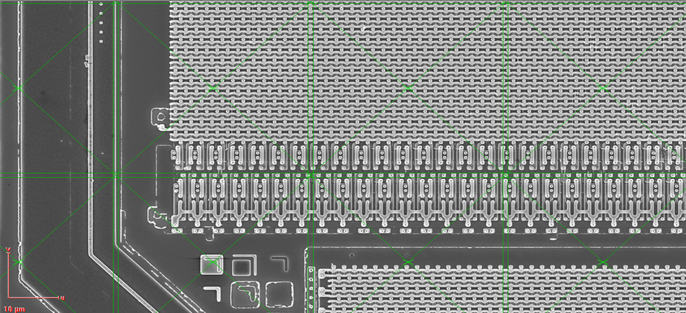 Large area SEM image of a chip acquired with the help of ProImage technology